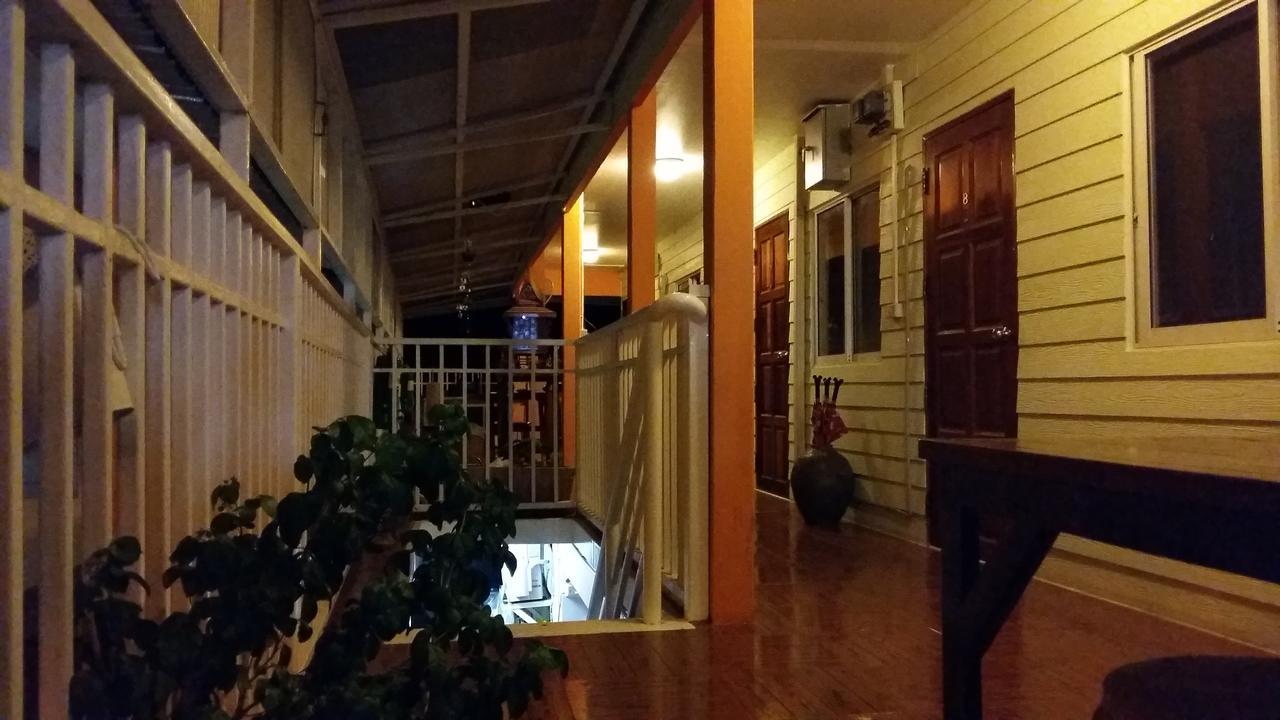 פרה נאקון סי איוטאיה Jutharat Home מראה חיצוני תמונה