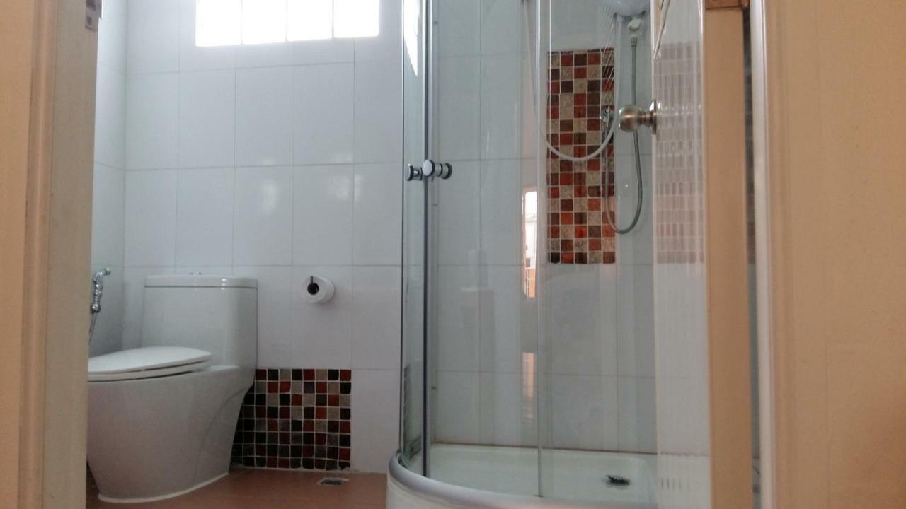 פרה נאקון סי איוטאיה Jutharat Home מראה חיצוני תמונה